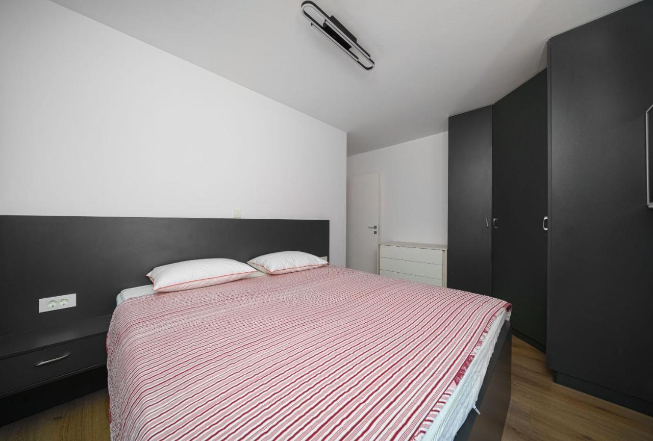 Апартаменты Olive Balcony Vodice-Срима Экстерьер фото